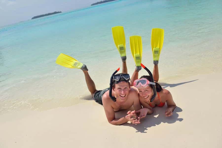 Hurghada: 3 Islands, Dolphins & Snorkel Yacht Trip w/ Lunch - Magawish offers the most flexible final stop