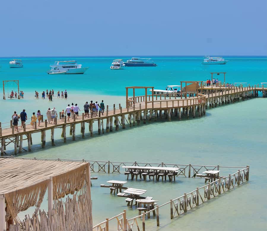 Hurghada: Premium Orange Island Cruise with Lunch & Transfer - Two hours on Orange Bay