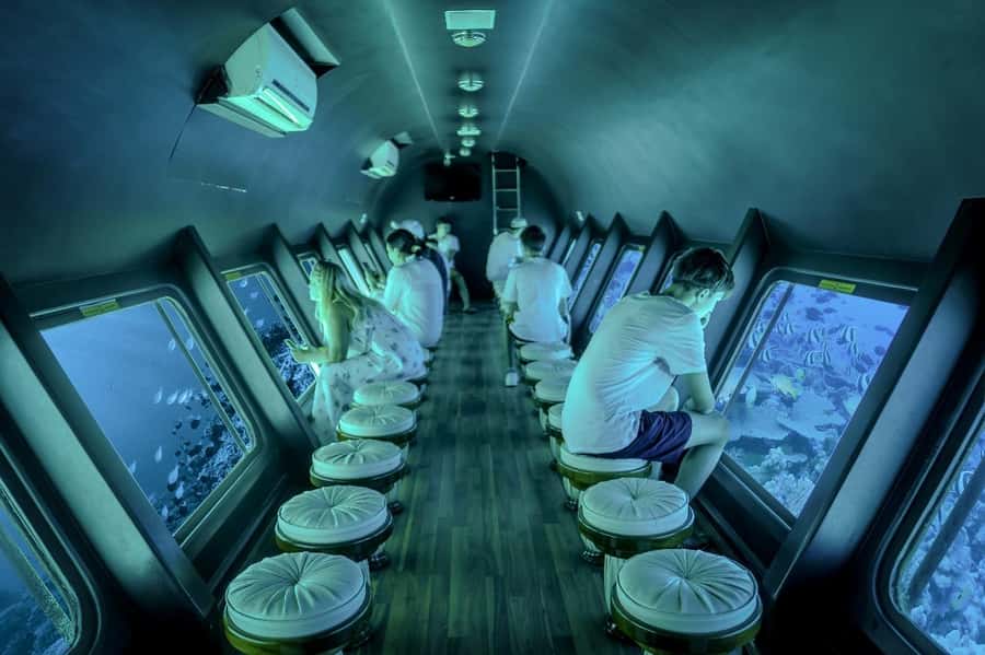 Hurghada: Royal Seascope Submarine Cruise with Snorkel Stop - The 20-minute snorkeling stop