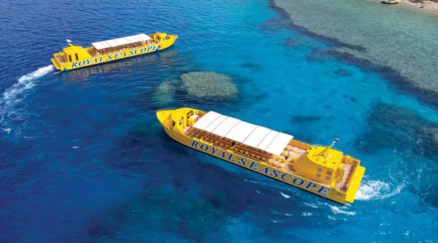Hurghada: Royal Seascope Submarine Cruise with Snorkel Stop - The crew and the tone of the outing