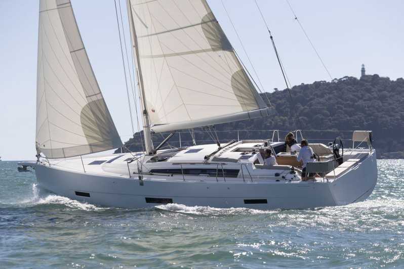 Ibiza: Midday or Sunset Sailing with Snacks and Open Bar - The yacht, crew, and small-group atmosphere
