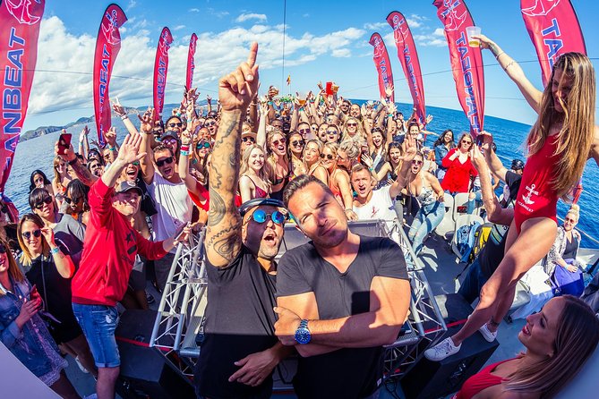 Ibiza Ocean Club Boat Party with 3 Hours Premium Drinks and DJ - Sailing south and the planned swim stop