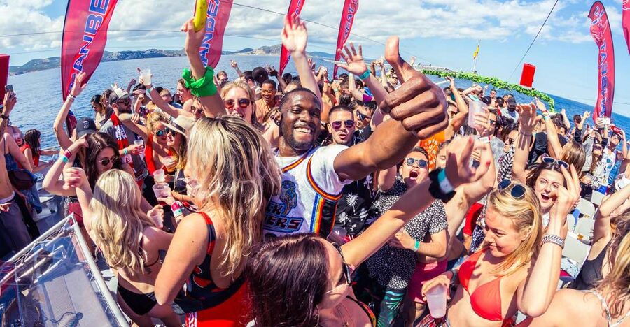 Ibiza: Ocean Club Boat Party with Premium Drinks, Food, & DJ - Who will enjoy this Ibiza boat party