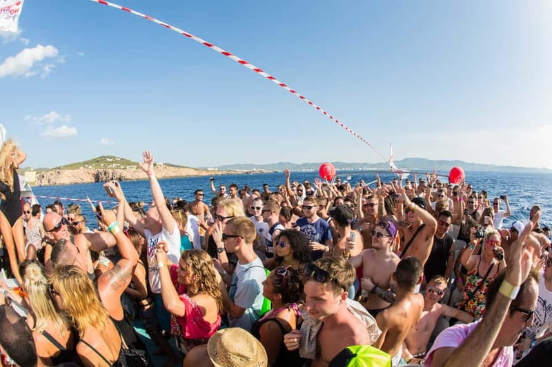 Ibiza: Sunset Boat Party Cruise with DJs with 2 Clubs - The first hour follows Ibiza’s western coast