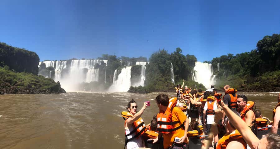 Iguazu Falls: Gran Aventura Boat and Argentinian Falls Tour - Key points at a glance