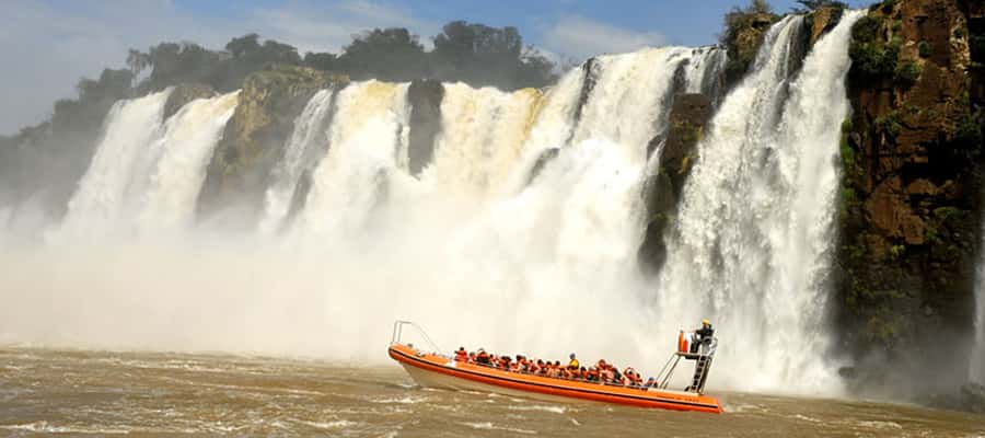 Iguazu Falls: Gran Aventura Boat and Argentinian Falls Tour - A 12-hour route through Iguazu National Park