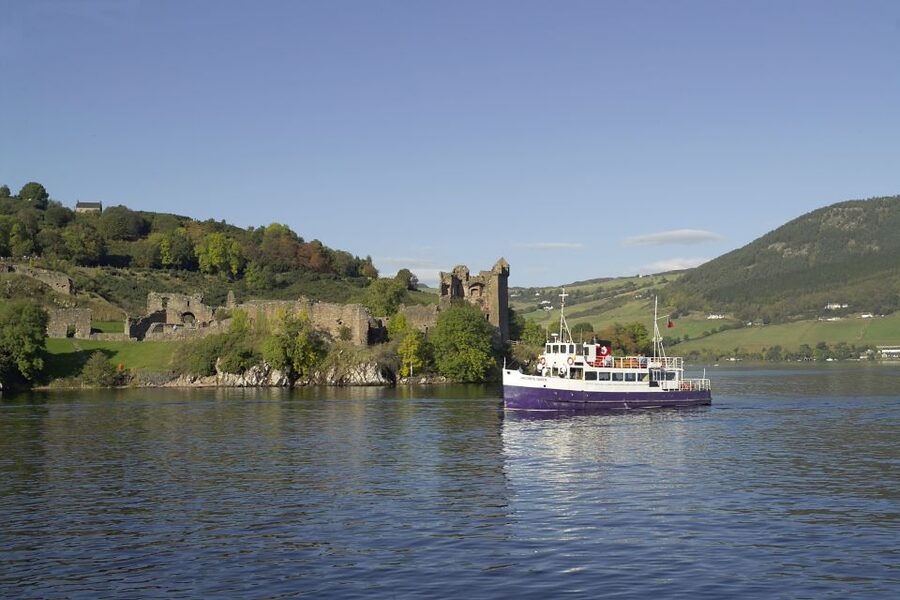 Inverness: Loch Ness Cruise, Castle, and Outlander Tour - The Singleton of Glen Ord and the whisky question