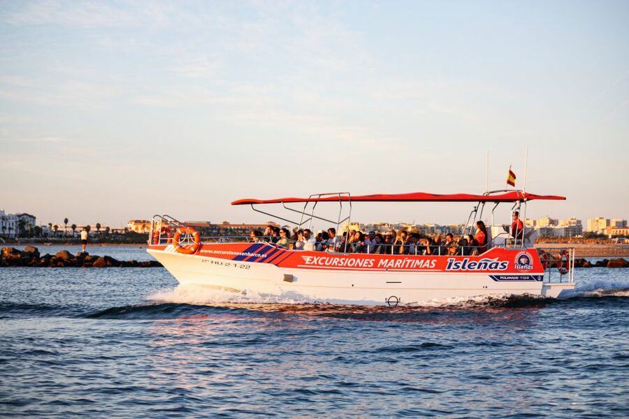 Isla Cristina/Isla Canela: Boat Trip Through the Marshes - Leaving the harbor and entering the marshes