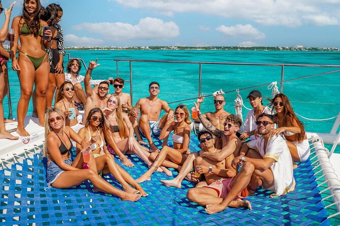 Isla Mujeres Cruise with Beach Club, Snorkel, Lunch and Open Bar - Starting at Marina Las Perlas