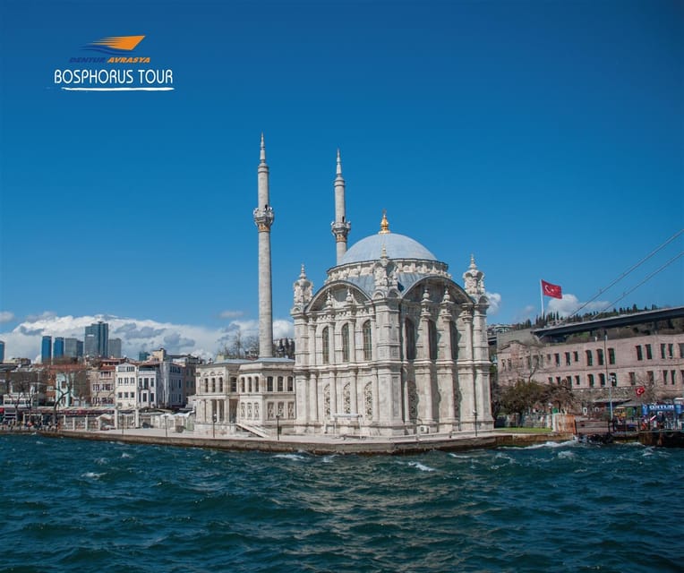 Istanbul: Bosphorus Cruise from Europe or Asia & Audio Guide - What the Boat Ride Is Like