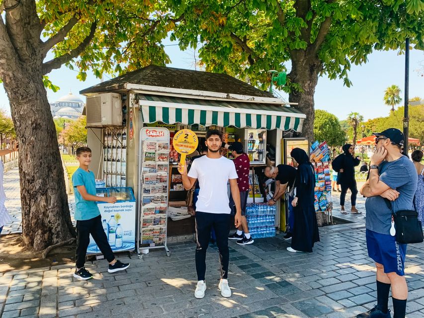Istanbul: Bosphorus Cruise w/Audio Guide and Sunset Option - Why Istanbul looks different from the Bosphorus