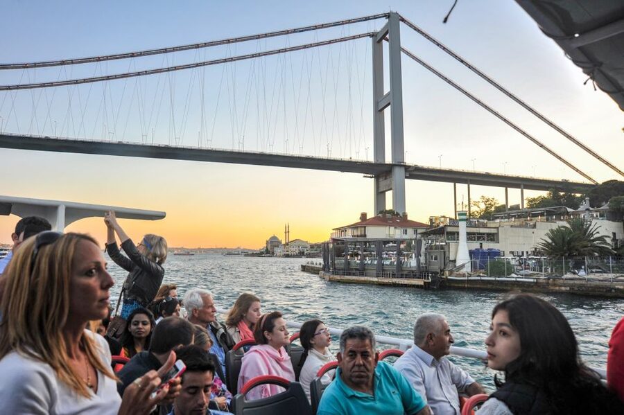 Istanbul: Bosphorus Cruise w/Audio Guide and Sunset Option - Choosing the sunset option