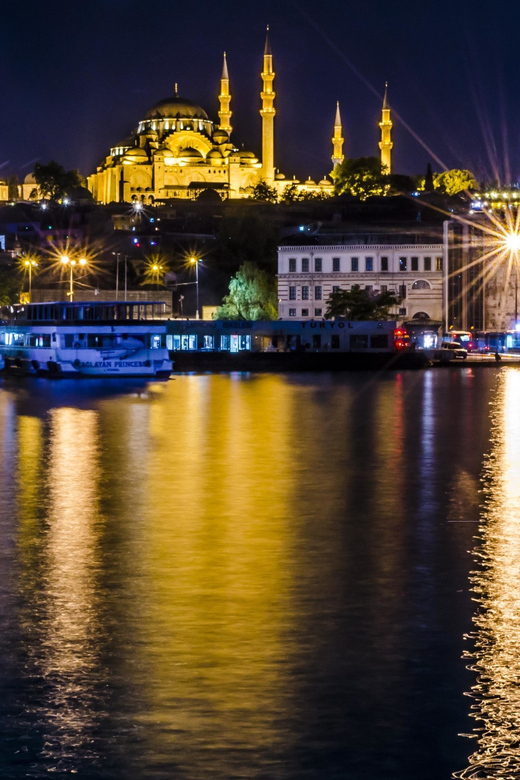 Istanbul: Bosphorus Dinner Cruise Incl. Drinks with Transfer - Dinner: plentiful, practical, and not fine dining