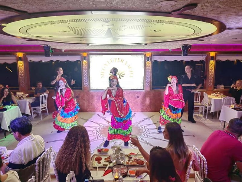 Istanbul: Bosphorus Dinner Cruise & Show with Private Table - Rumeli Fortress and the Northern Bosphorus