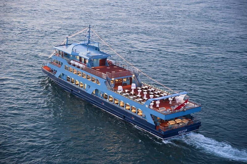 Istanbul: Bosphorus Dinner Cruise & Turkish Night Show - The night route, from Dolmabahçe to Maiden’s Tower