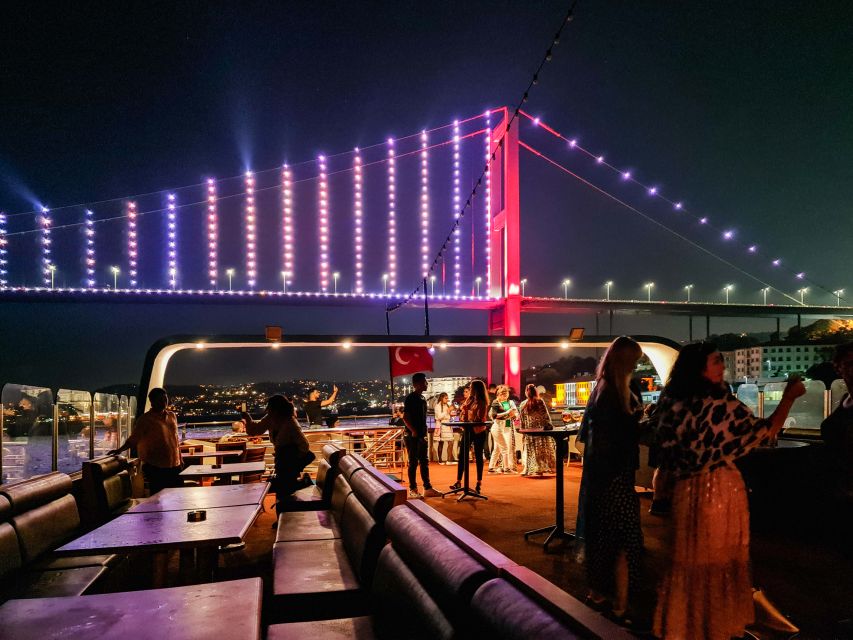 Istanbul: Bosphorus Dinner Cruise w/ Drinks & Entertainment - What happens when you board the AMOR yacht