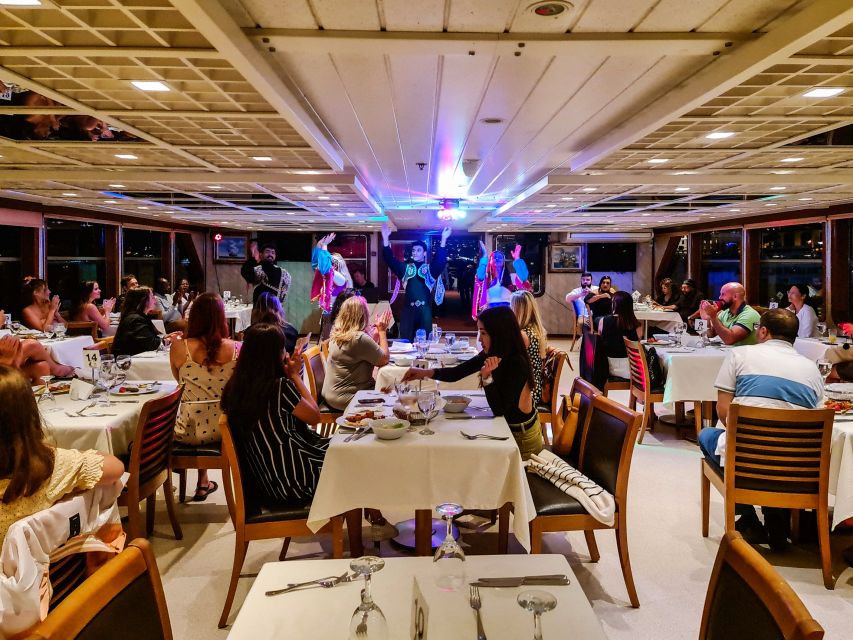 Istanbul: Bosphorus Dinner Cruise w/ Drinks & Entertainment - The Turkish night show, from folk dance to DJ music