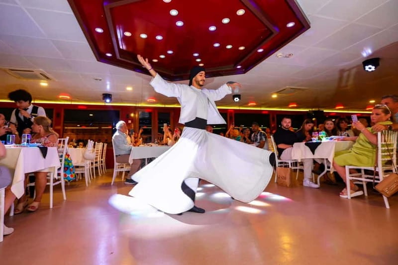 Istanbul: Bosphorus Dinner Cruise with Turkish Night Show - Rumeli Fortress and the two Bosphorus bridges