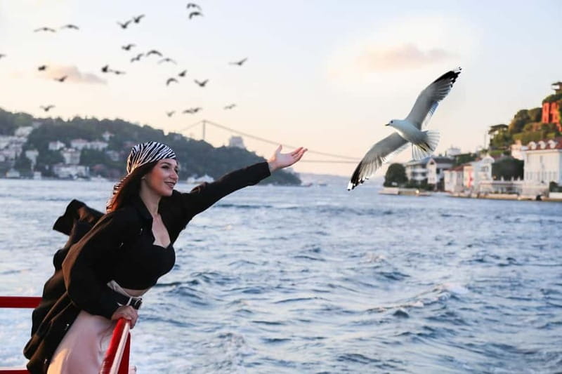 Istanbul: Bosphorus Sightseeing Cruise Tour with Audio Guide - Çırağan Palace and Ortaköy Mosque