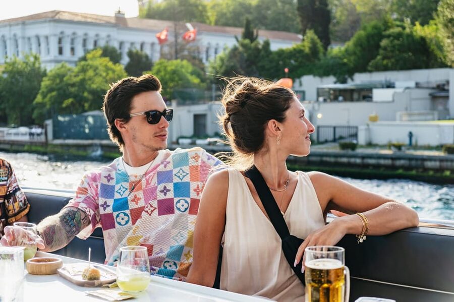 Istanbul: Bosphorus Sunset Cruise on a Luxury Yacht - Arnavutköy and Bebek, where the city slows down