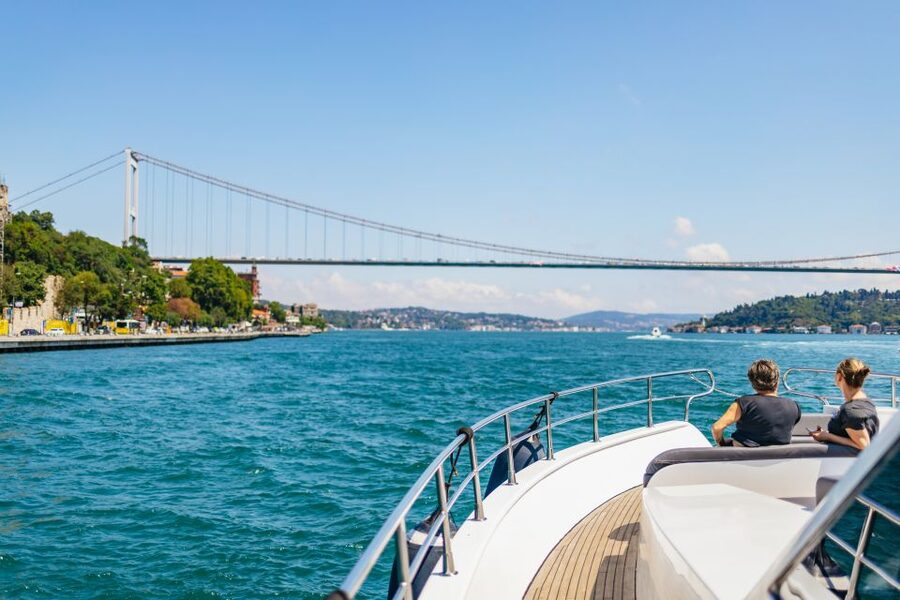 Istanbul: Bosphorus Yacht Cruise with Stopover on Asian Side - Boarding near Dolmabahçe Mosque