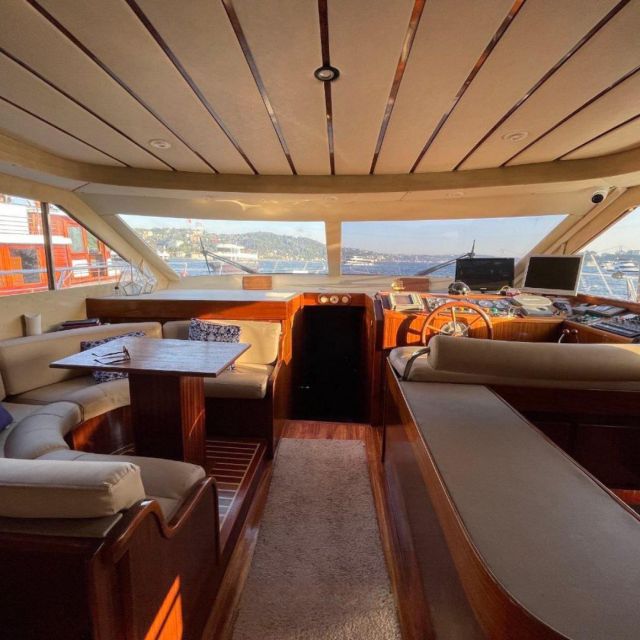 Istanbul: Sunset or Day Small-Group Yacht Cruise with Snacks - Bebek and the Asian shore