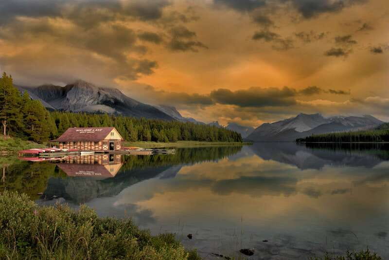 Jasper National Park: Maligne Lake Cruise With Guide - Practical details that can save you trouble