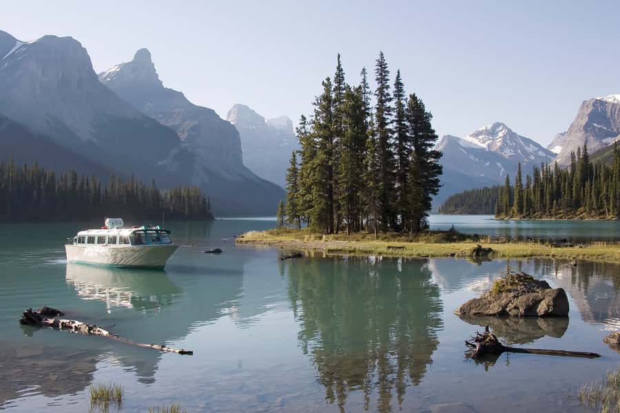Jasper: Wildlife and Waterfalls Tour with Maligne Cruise - Key points to know before you book