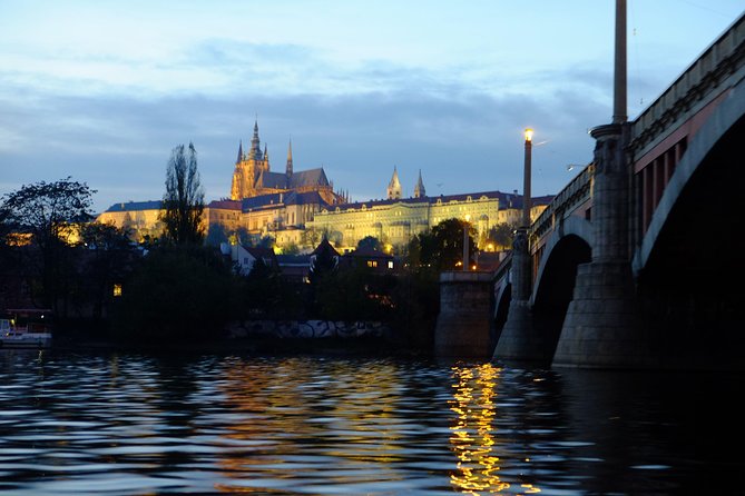 Jazz Boat: Popular LIVE JAZZ dinner cruise - Early or late departure?