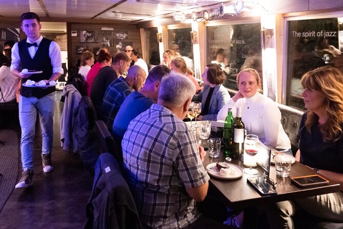 Jazz Boat: Popular LIVE JAZZ dinner cruise - Who will enjoy Jazz Boat most?