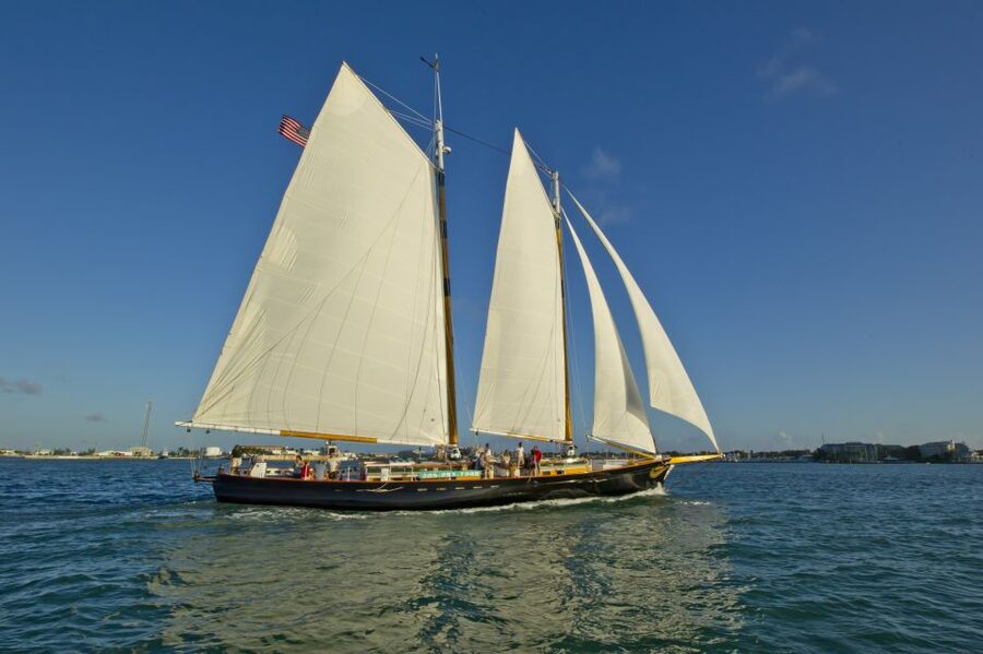 Key West: Schooner Sunset Sail with Food & Drinks - The first minutes through Key West waters