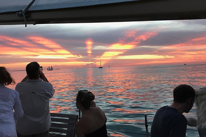 Key West Small-Group Sunset Sail with Wine and Hors d'oeuvres - Why the crew matters so much