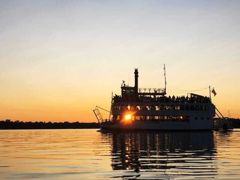 Kingston: Heart of the Thousand Islands Riverboat Cruise - Should you book the Island Queen cruise?