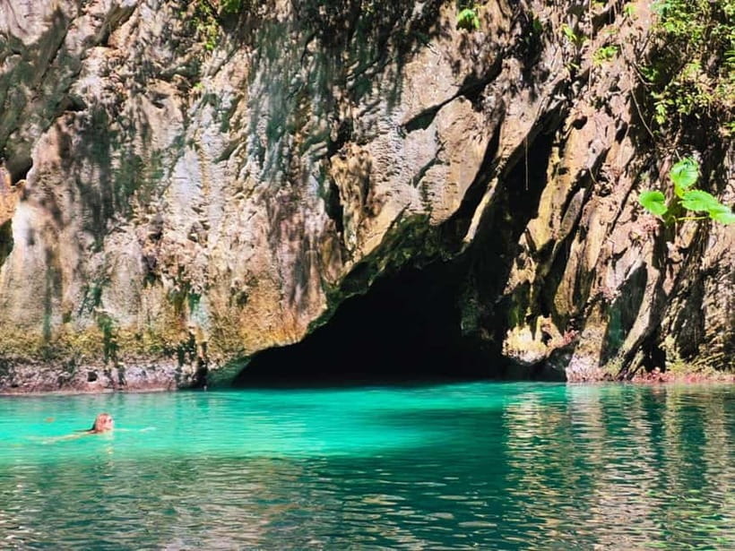 Ko Lanta: 4 Islands Snorkeling Tour by Longtail Boat - Ko Muk and the 80-meter swim through Emerald Cave