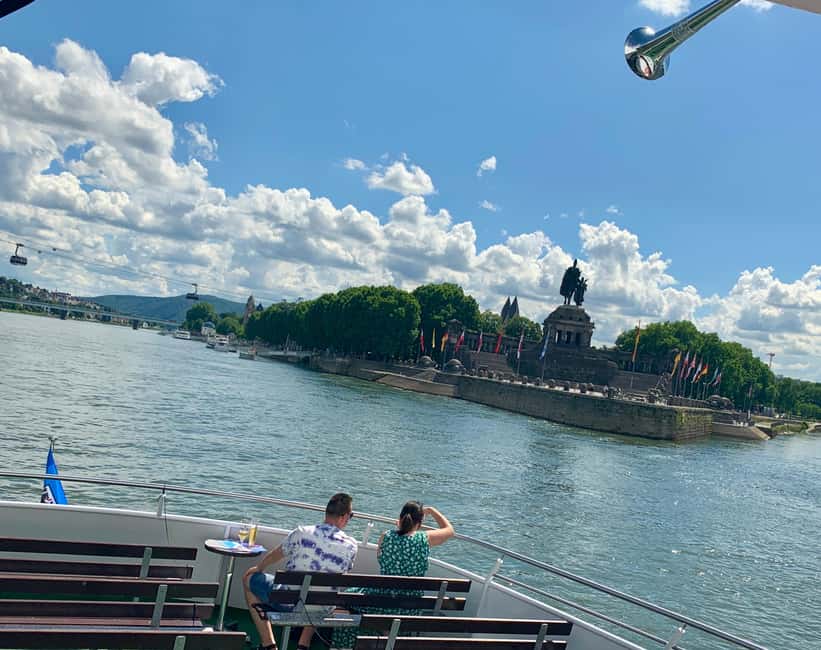 Koblenz:Rhine Valley boat tour along the castles and palaces - Food, drinks, and seating aboard La Paloma