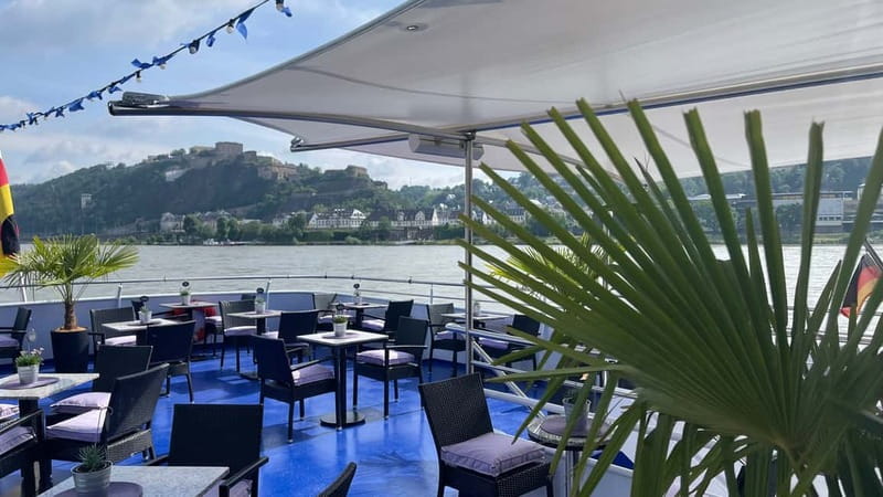 Koblenz:Rhine Valley boat tour along the castles and palaces - The German and English commentary