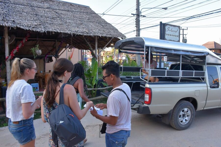 Koh Lanta: 4 Islands and Emerald Cave Tour by Longtail Boat - Quick take: what makes this trip worth considering