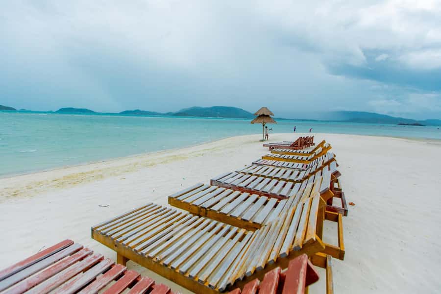 Koh Samui: Pink Dolphin Spotting & Pig Island Speedboat Tour - The early start from Koh Samui
