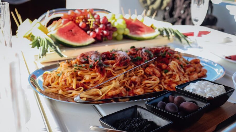 Kolimvari: Sailing Cruise with Meal & Water Activities - A Cretan lunch served at anchor