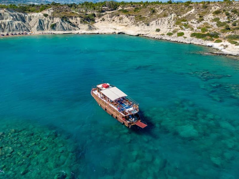 Kolympia : Transfer & Cruise to Lindos with 3 Swimming Stops - What the boat is like for families and couples