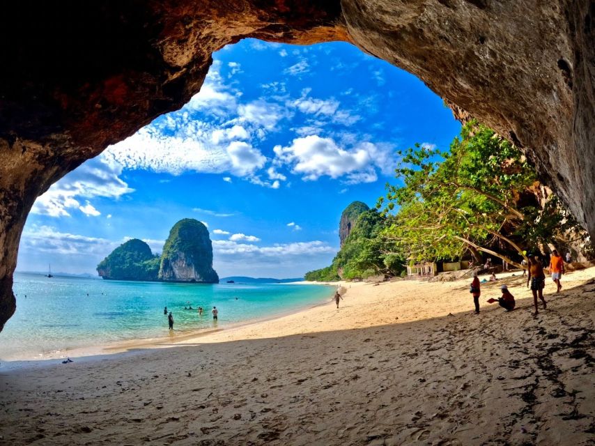 Krabi: 4 Islands Tour by Longtail Boat & Thai Buffet Lunch - Who should book this four-island trip?