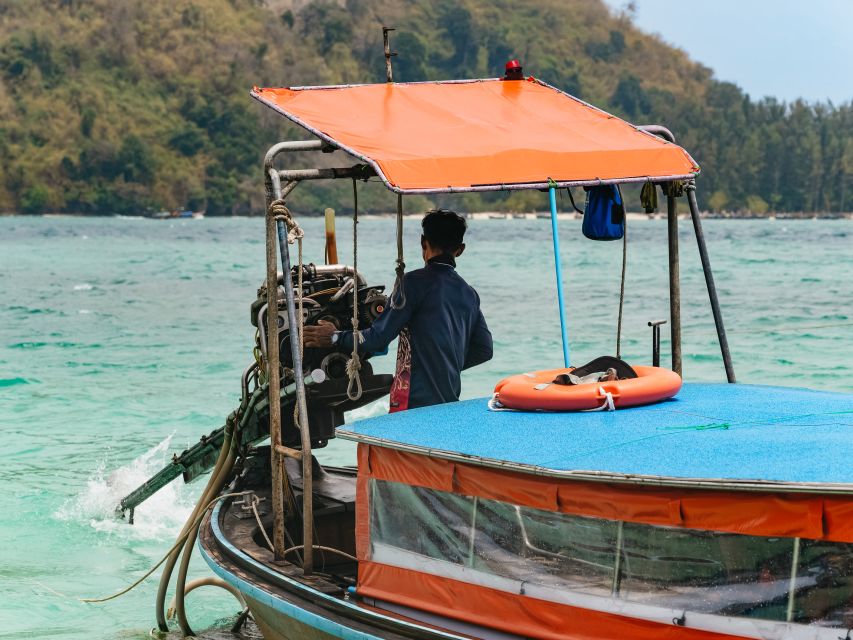 Krabi: 4 Islands Tour by Longtail Boat & Thai Buffet Lunch - Poda Island: the main two-hour break