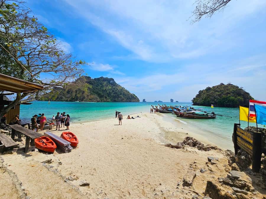 Krabi: Island Hopping Tour by Private Longtail Boat - Picking the right departure time