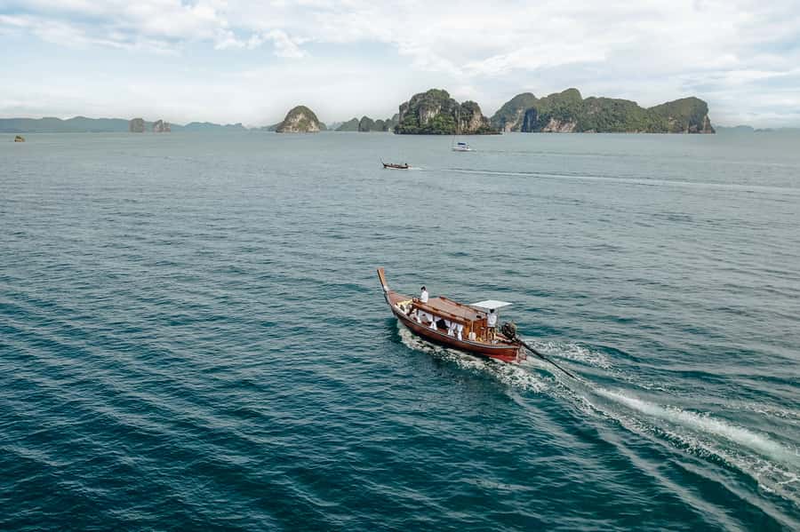 Krabi: Private Luxury Longtail Boat Island Hopping Tour - Why a private longtail boat makes a difference