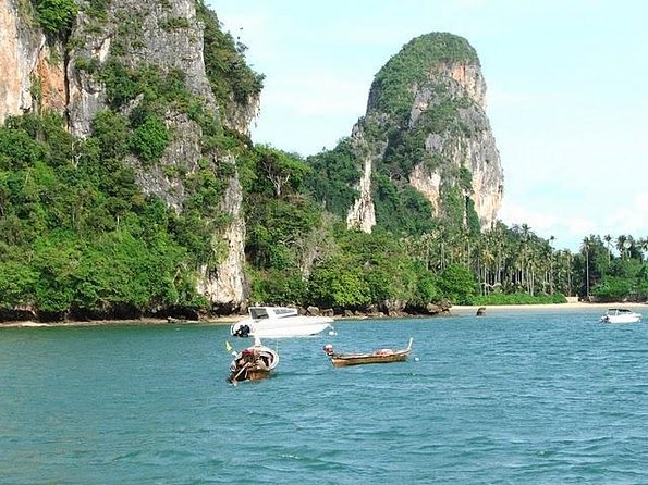 Krabi to James Bond and Hong Islands Offbeat Speedboat Tour - At a glance