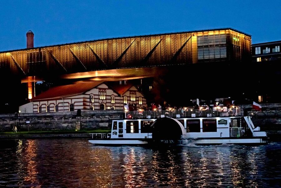 Krakow: 1-Hour Evening Vistula River Cruise - Church on the Rock and the return ride