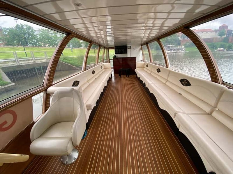 Krakow: Day or Night Vistula River Cruise with Audio Guide - Comfort, access, and the practical details