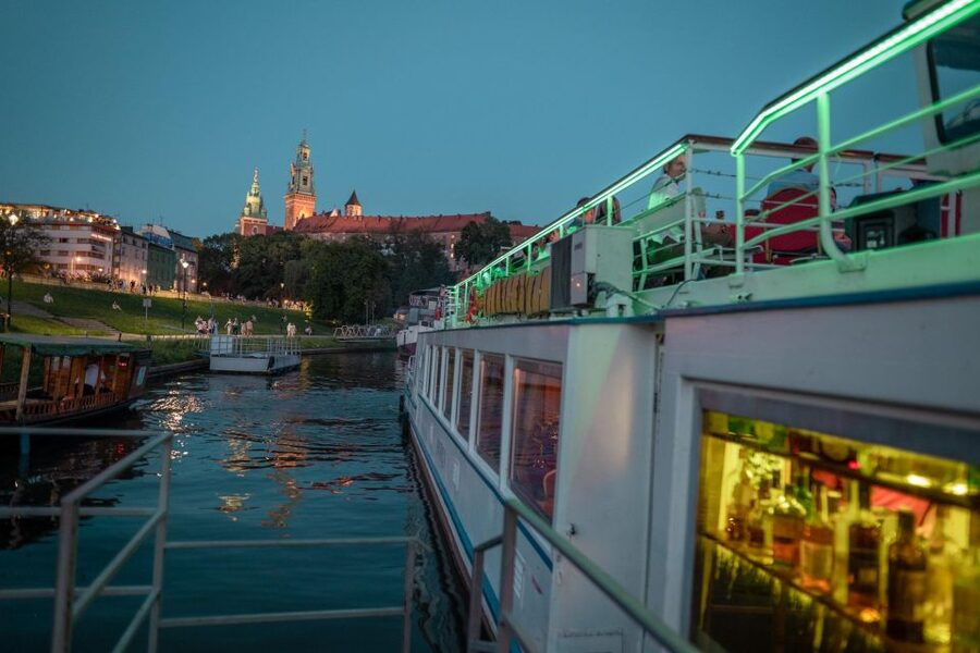 Krakow: Evening Cruise with a Glass of Wine - The Church on the Rock and Kazimierz