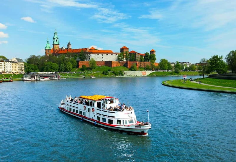 Krakow: Vistula River Sightseeing Cruise with Audio Guide - Seeing Krakow from the Vistula