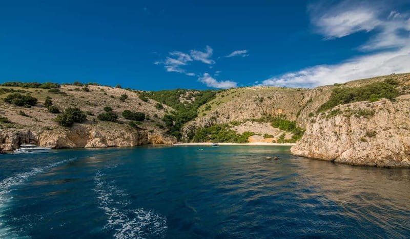 Krk: Golden Beach and Blue Cave Cruise with Welcome Drink - Golden Beach, the final swim stop